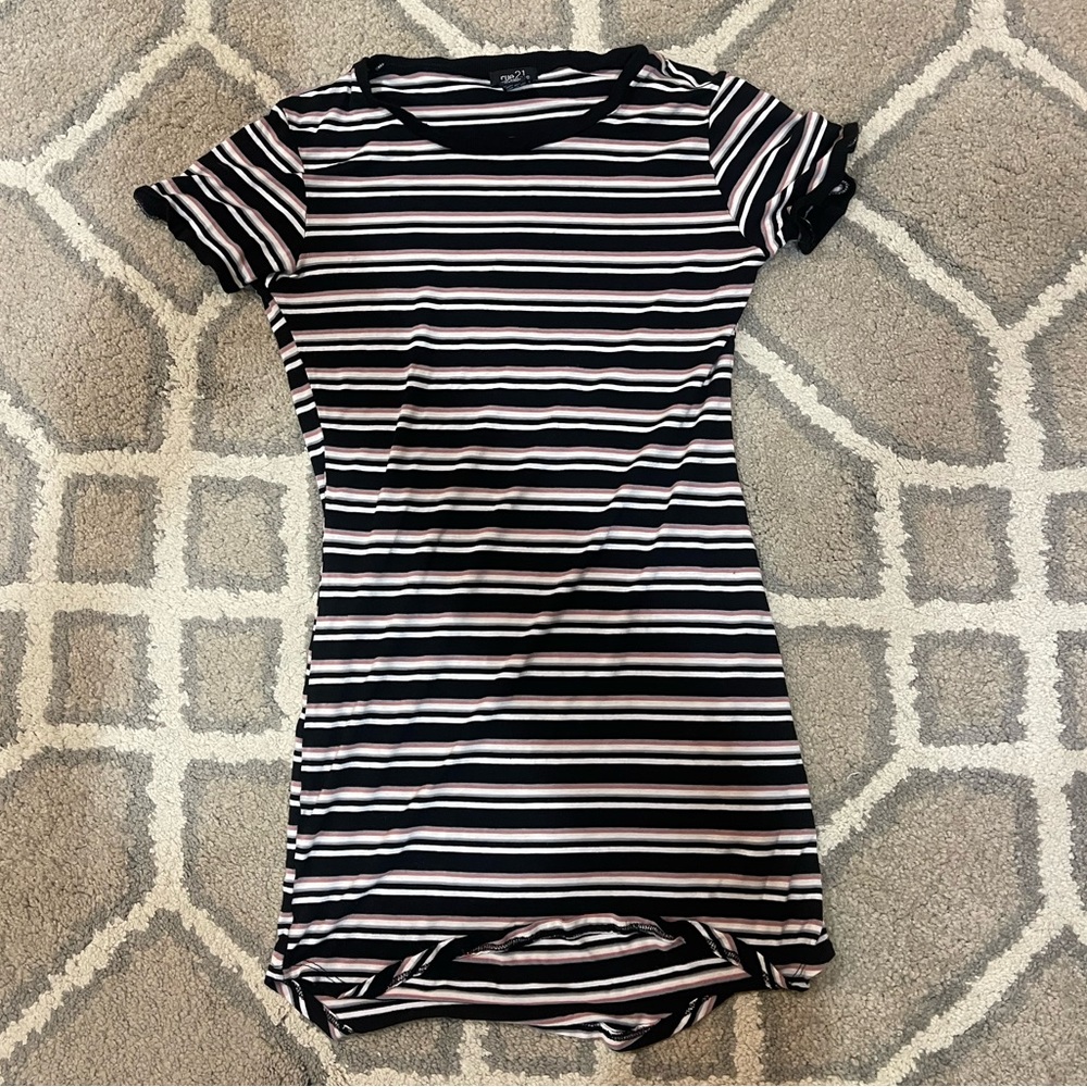 Rue21 Black and White Striped T-Shirt Dress with Pink Accent